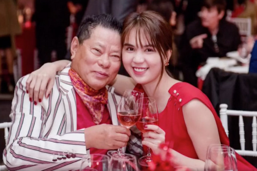 ty-phu-hoang-kieu-khoe-anh-tinh-tu-ben-ngoc-trinh-2