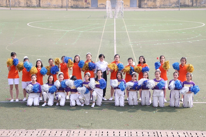 Sôi động ngày hội thể thao học sinh chào mừng 70 năm thành lập trường THCS Tây Sơn Sôi động ngày hội thể thao học sinh chào mừng 70 năm thành lập trường THCS Tây Sơn