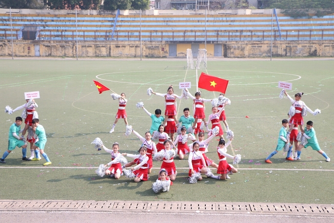 Sôi động ngày hội thể thao học sinh chào mừng 70 năm thành lập trường THCS Tây Sơn