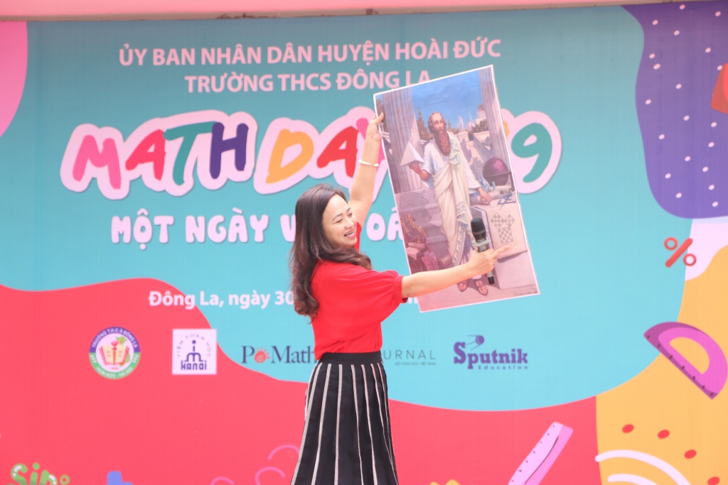 hoc sinh hao hung voi nhieu hoat dong trai nghiem tai ngay hoi toan hoc 2019