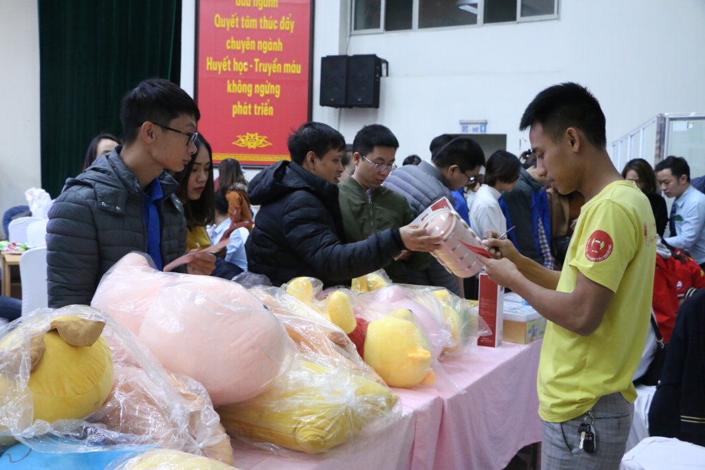 doan vien thanh nien khoi cac co quan tp ha noi soi noi tham gia ngay hoi hien mau tinh nguyen nam 2019