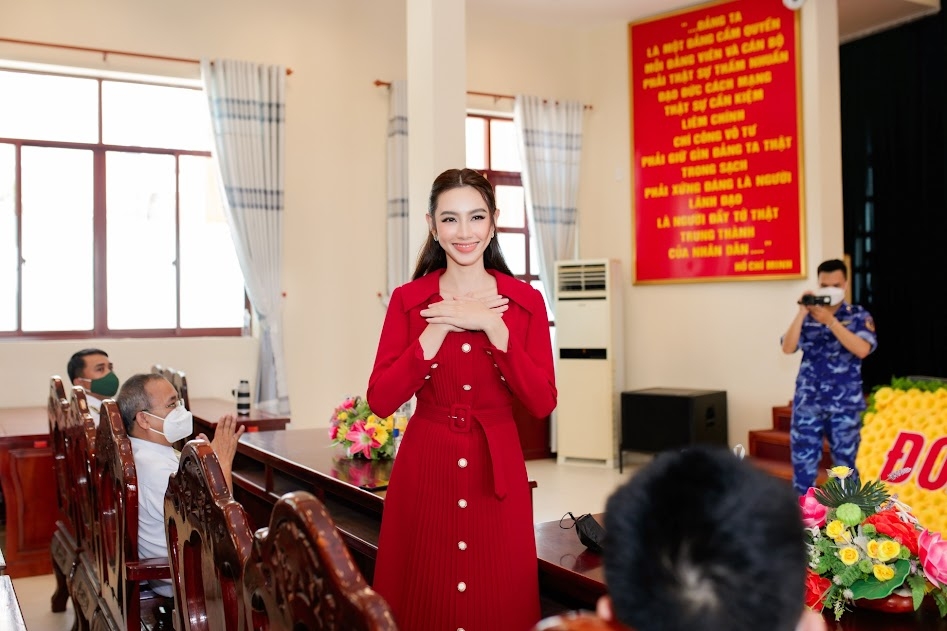 Hoa hậu Thùy Tiên tri ân ngành y nhân dịp kỷ niệm ngày Thầy thuốc Việt Nam