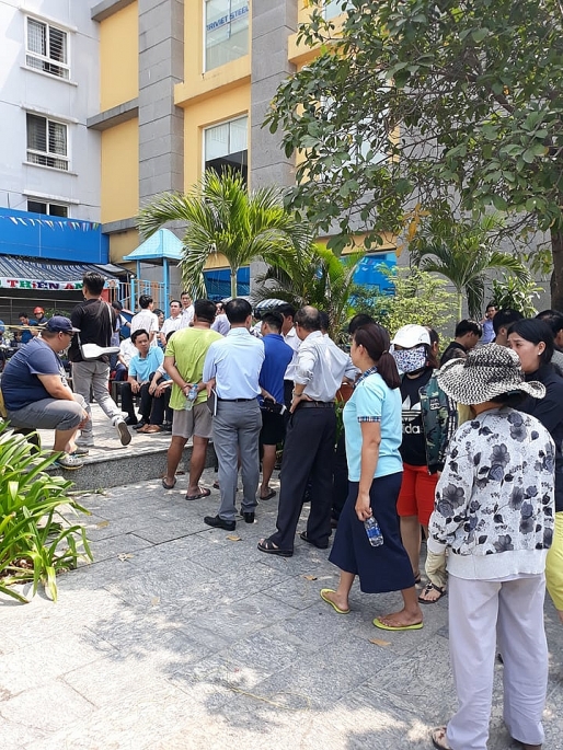 Bí thư Thành ủy Nguyễn Thiện Nhân trực tiếp có mặt chỉ đạo điều tra, khắc phục hậu quả đám cháy bi thu thanh uy nguyen thien nhan truc tiep co mat chi dao dieu tra khac phuc vu hau qua dam chay