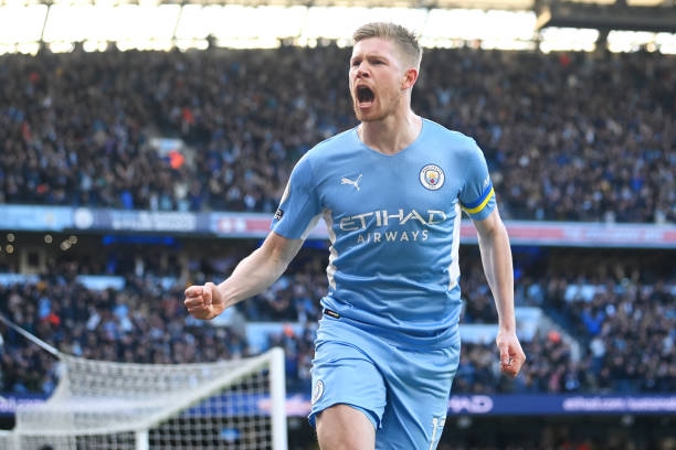 Đè bẹp M.U, Man City củng cố vững chắc ngôi đầu