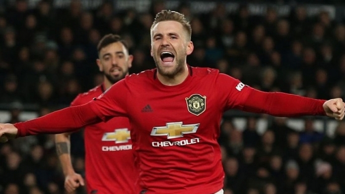 Shaw tái phát chấn thương, Man Utd méo mặt