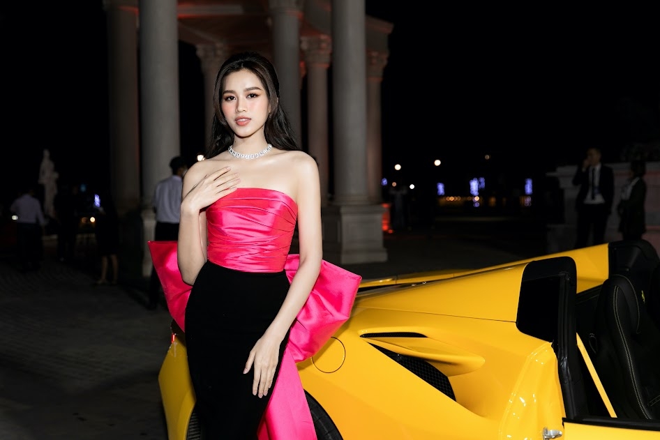Dàn hậu đổ bộ sự kiện Vietnam Beauty Fashion Fest