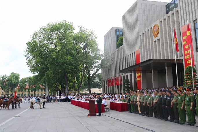 bo cong an chinh thuc ra mat luc luong canh sat co dong ky binh