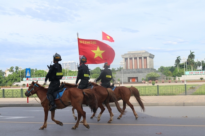 bo cong an chinh thuc ra mat luc luong canh sat co dong ky binh