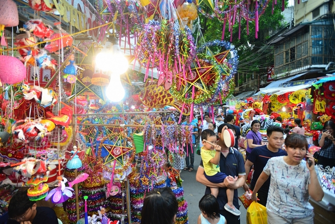 lung linh pho den lon nhat ha noi