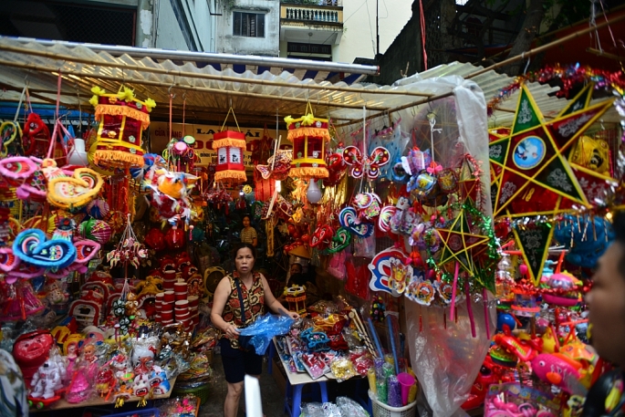 lung linh pho den lon nhat ha noi