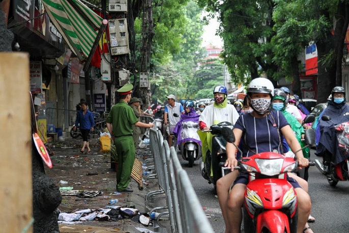 toan canh hien truong vu chay lon tai de la thanh nhin tu tren cao