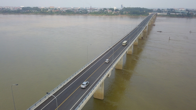 ngam tu tren cao cau vuot 1500 ty noi ba vi phu tho