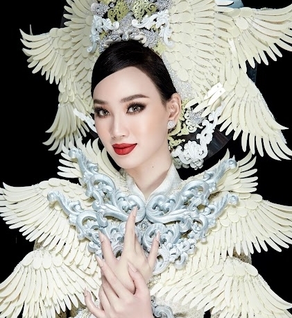 Cận cảnh bộ “Phượng hoàng” - quốc phục “chinh chiến” Miss Intercontinental của Ái Nhi
