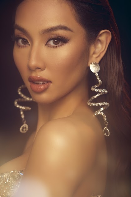 Hé lộ trang phục Bán kết của Thùy Tiên tại Miss Grand Vietnam 2021