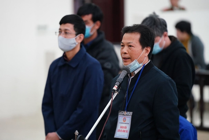 Cựu Giám đốc CDC Hà Nội bị đề nghị mức án từ 10 - 11 năm tù