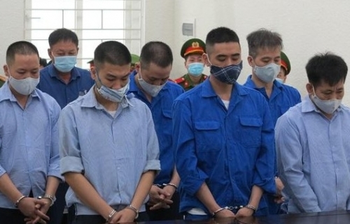 45 năm tù cho nhóm cựu Thanh tra giao thông nhận và đưa hối lộ, 'bảo kê' xe ô tô