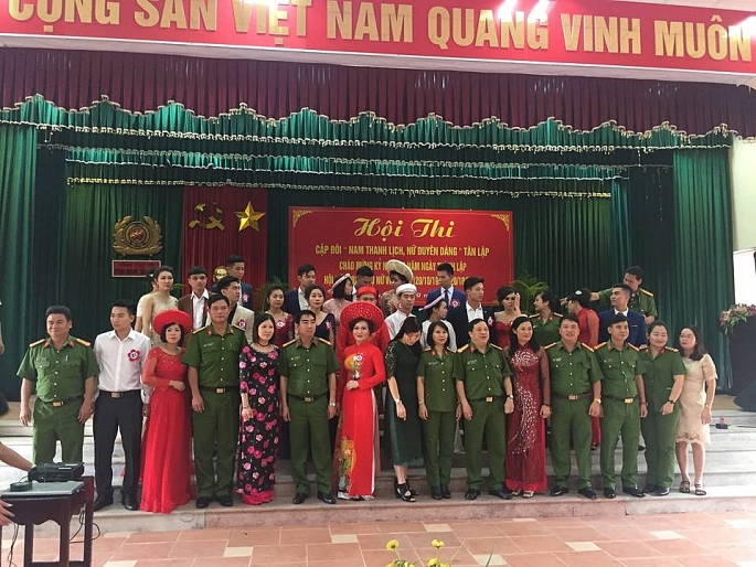 tung bung hoi thi cap doi nam thanh lich nu duyen dang trai giam tan lap