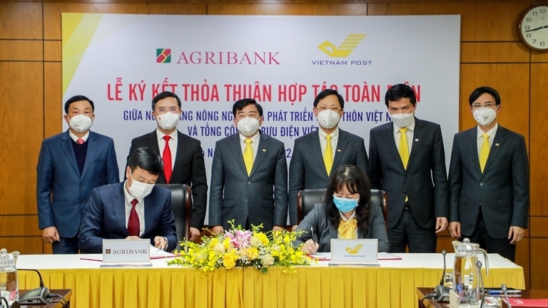 Agribank và Vietnam Post ký kết thỏa thuận hợp tác toàn diện