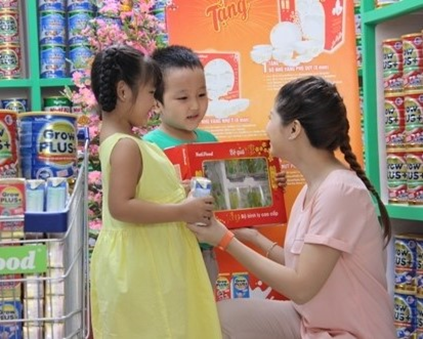Một thập kỷ dành trọn tâm huyết cho trẻ em Việt của đại gia sữa Việt