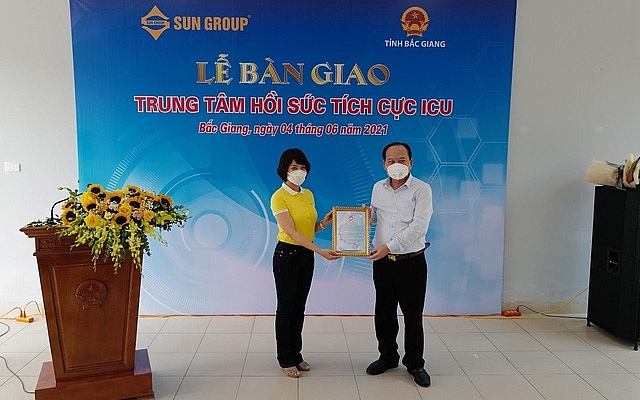 Bên trong Trung tâm Hồi sức tích cực điều trị Covid-19 lớn nhất miền Bắc tại Bắc Giang