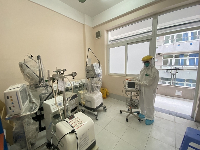 Nhờ những trang thiết bị, vật tư y tế hiện đại và sự nỗ lực của đội ngũ y bác sĩ, bệnh viện đa khoa Đức Giang đã có thể điều trị được những ca bệnh COVID-19 nặng.
