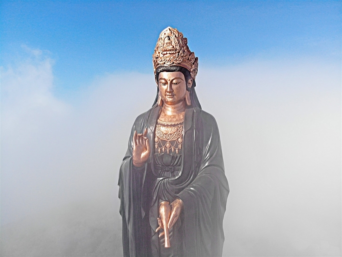 Thăm chốn bồng lai trên những đỉnh thiêng của Việt Nam