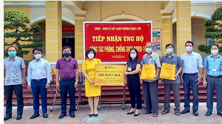 T&T Group trao tặng 3.000 suất quà cho người dân Hà Nội gặp khó khăn do COVID-19