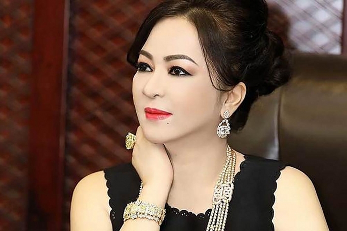 Bà Nguyễn Phương Hằng bị nhiều nghệ sĩ gửi đơn tố cáo tới CQCA