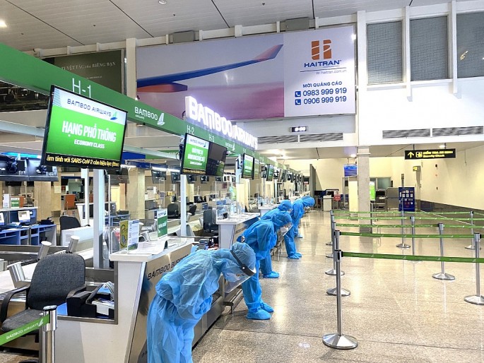 Bamboo Airways đưa gần 200 thai phụ, người già, y bác sĩ Huế từ miền Nam về quê