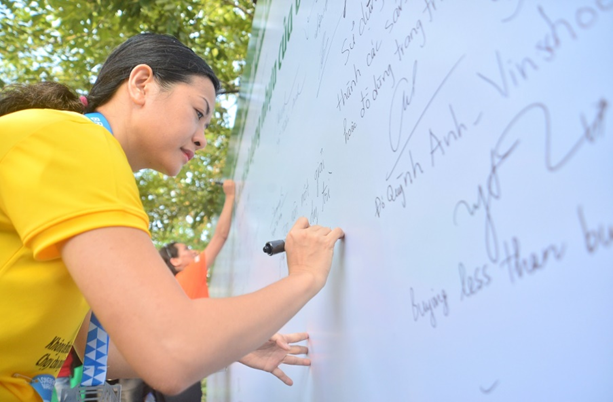 hanh trinh tuyen chien voi ung thu cua hoa khoi dai hoc ngoai thuong