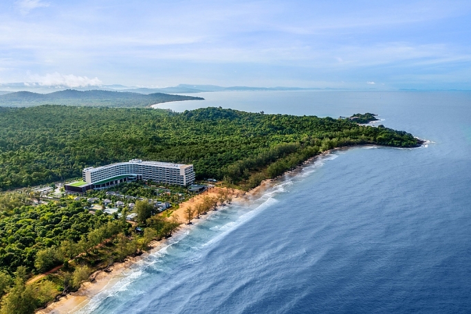 Khu nghỉ dưỡng Crowne Plaza Phu Quoc Starbay tọa lạc tại Bãi Dài, Phú Quốc, sở hữu thiên nhiên tuyệt đẹp. 