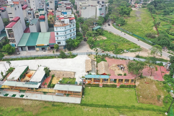 sau lenh cuong che san tap gofl cau dien bay gio ra sao