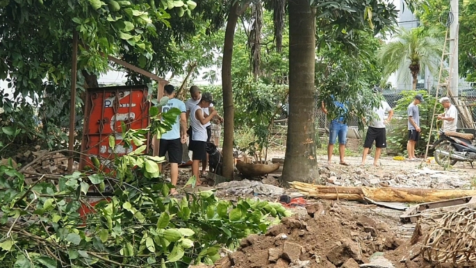 ca quan bac tu liem bat nong nhom nguoi co dau hieu huy hoai tai san