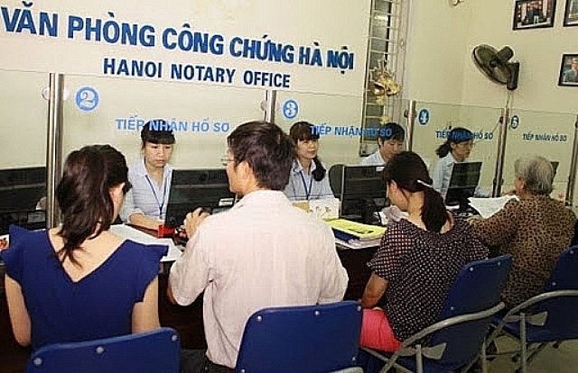 chi xem xet cho phep thanh lap van phong cong chung khi da co tieu chi