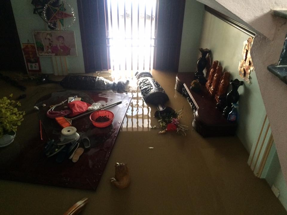 Thanh Hóa: Hàng ngàn ngôi nhà ngập trong biển nước thanh hoa hang ngan ngoi nha bi ngap