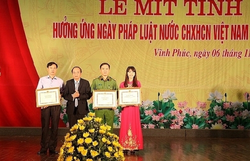 Vĩnh Phúc: Mít tinh hưởng ứng “Ngày pháp luật Việt Nam”