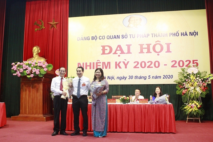 ra mat ban chap hanh dang bo co quan so tu phap ha noi nhiem ky 2020 2025