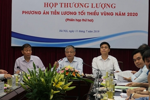 Chốt đề xuất tăng lương tối thiểu vùng năm 2020 thêm 5,5%