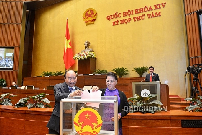 quoc hoi mien nhiem bo truong bo y te nguyen thi kim tien