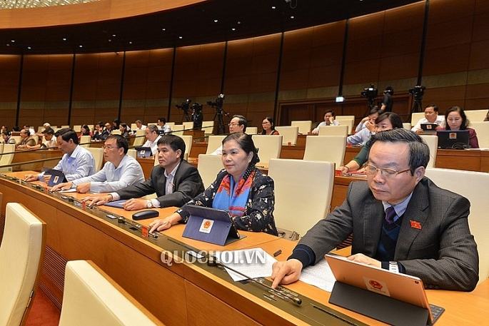 mua ban su dung vu khi tu che trai phep se bi xu ly hinh su