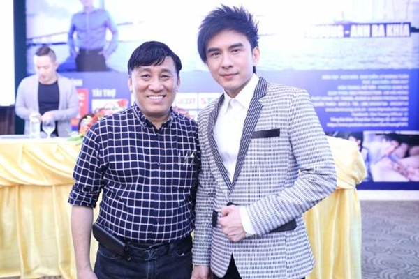 Bầu Tuấn – quản lý của Đan Trường có hủy show vì thiếu chuyên nghiệp? Bầu Tuấn – quản lý của Đan Trường có hủy show vì thiếu chuyên nghiệp?