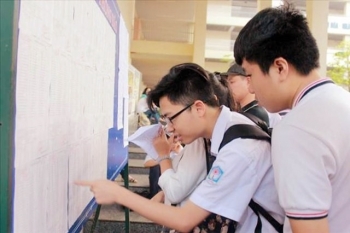 Tuyển sinh lớp 10 trường tư thục, công lập tự chủ của Hà Nội:  Chủ yếu là xét học bạ!