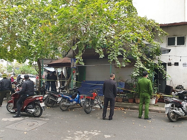 Cơ quan chức năng quận Hà Đông đã phong toả quán cà phê bị cháy để phục vụ công tác điều tra