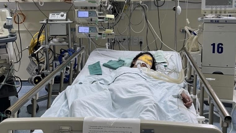 Bé gái ở Hà Nội viêm cơ tim do nhiễm Covid-19 được cấp cứu thành công
