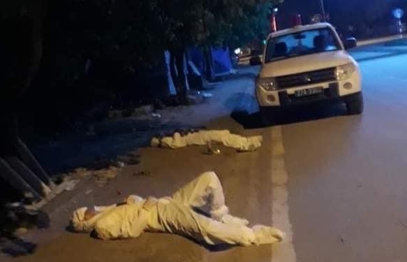 Sự hi sinh thầm lặng của những “chiến sỹ áo trắng”