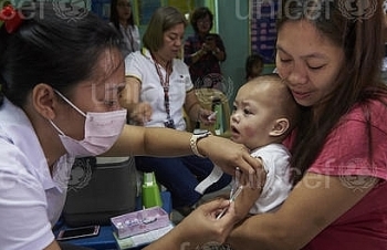 UNICEF hỗ trợ Việt Nam 800 nghìn liều vắc-xin phòng sởi