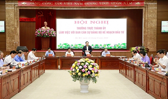 thuong truc thanh uy ha noi lam viec voi ban can su dang bo ke hoach va dau tu