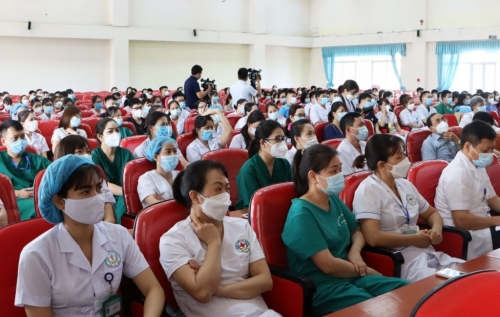 Bắc Ninh tiếp tục cử gần 300 cán bộ, y, bác sỹ hỗ trợ Hà Nội phòng, chống dịch