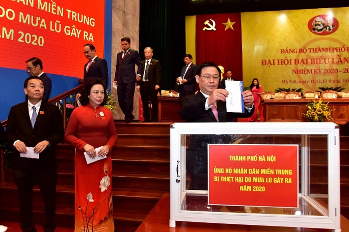 ha noi ung ho 7 ty dong ho tro nhan dan mien trung bi anh huong boi mua lu