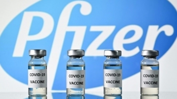 Nhiều nước đã chấp nhận gia hạn sử dụng vắc-xin của Pfizer